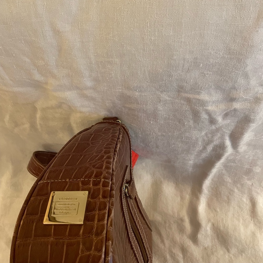 Liz Claiborne Accessories Brown Shoulder bag - Picture 2 of 2